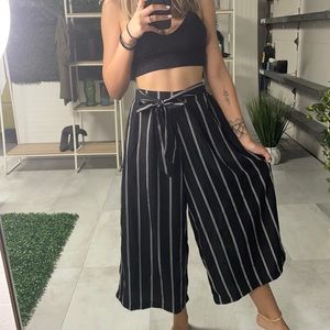 Wide leg pants
